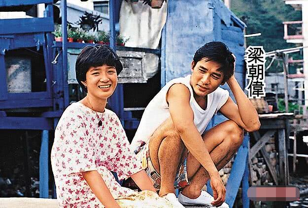 陈少霞生下女儿后 富商老公开游艇陪她拍广告,还出千万资金支持