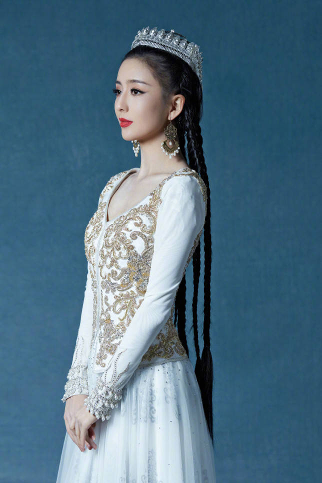 如此青春的佟丽娅,陈思诚后悔了吗?