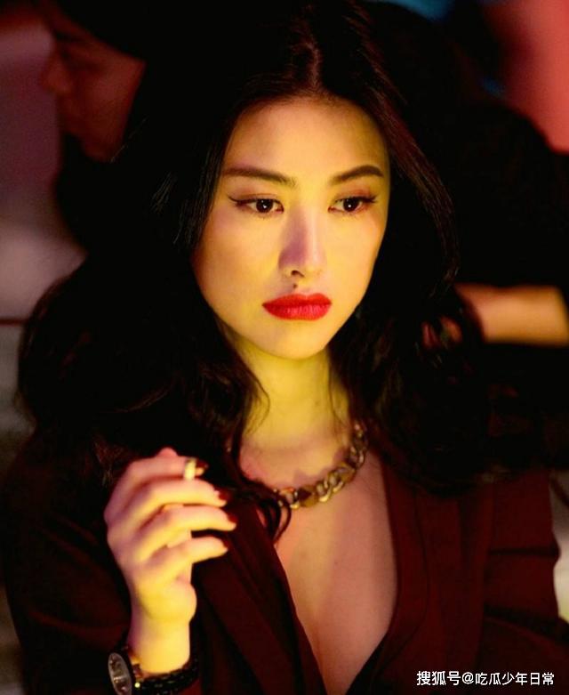 她曾是尤文图斯老板女友,现回归演艺圈,新剧角色强势碾压女一号