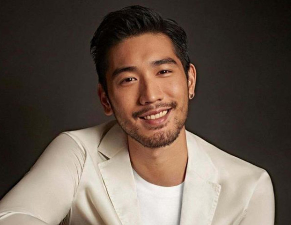 冯小刚谈生死:希望能死在片场,惹徐帆语无伦次,小S泪洒现场