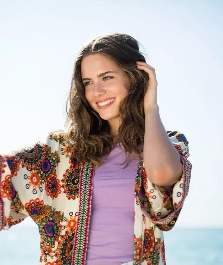 让JENNIE、允儿都迷恋的神仙发型，气质显脸小！谁剪谁好看！