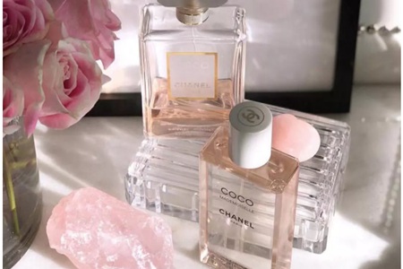 1565930425580200.jpg 射手水瓶金牛适合的转运香水,香奈儿、古驰的温柔香