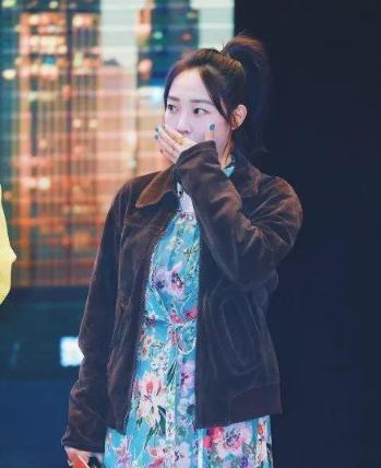 白百何首次谈起失败婚姻,现在依然很颓废,身材胖成一个球