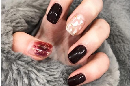 女生美甲图片2019新款式,洋气黑色美甲流行图大全
