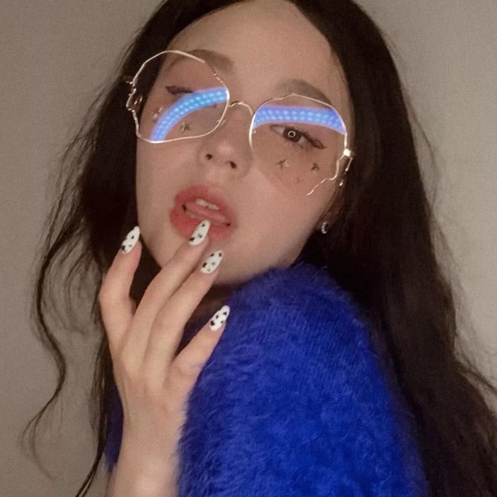 针织衫穿得不如别人好看？可能是发型的问题