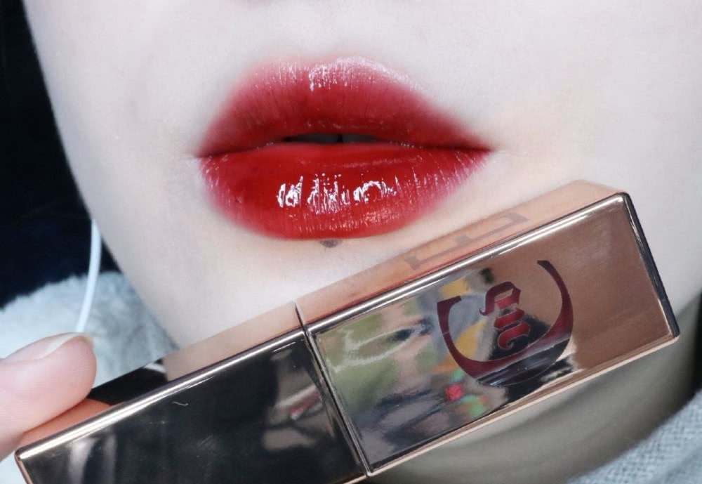 千人千色的神仙唇釉，涂上就有惊喜！快来品一品这个冰糖车厘子