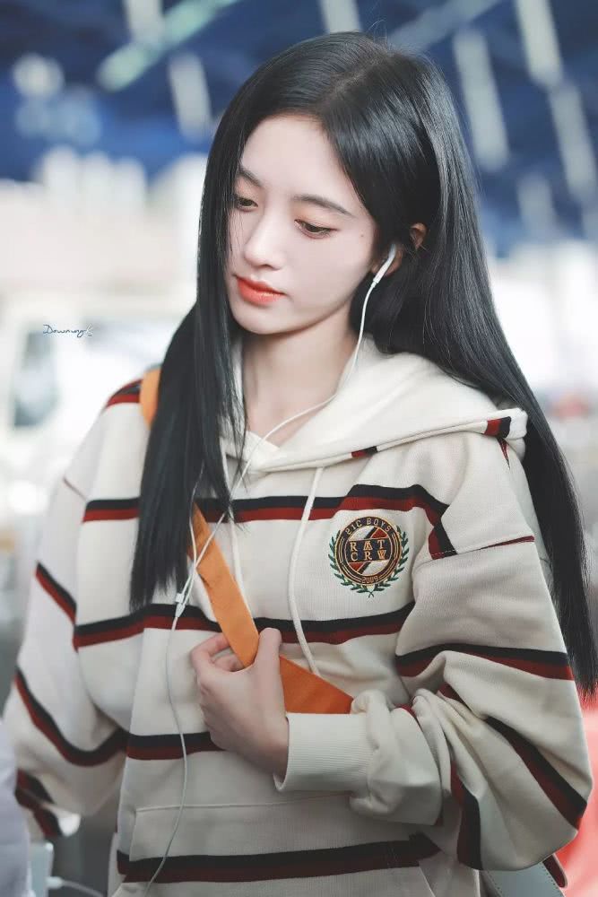 被称“四千年”美女的她到底做了什么,颜值又飙升一大截?