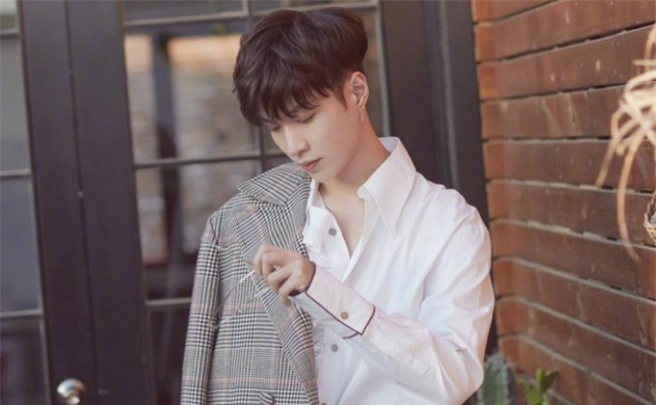 张艺兴想要个女朋友的原因过于意外！难怪他说了几年，如今仍单身