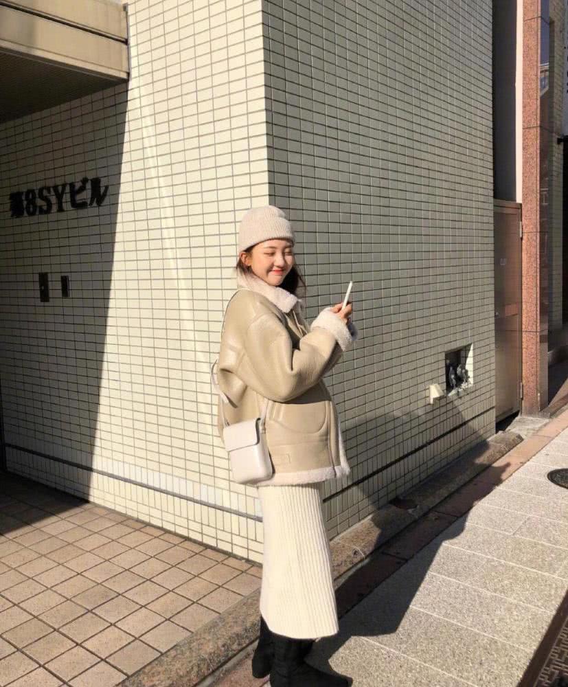 女生不需要买大牌，8套时髦又实用的基本款，保暖显贵又有范儿！