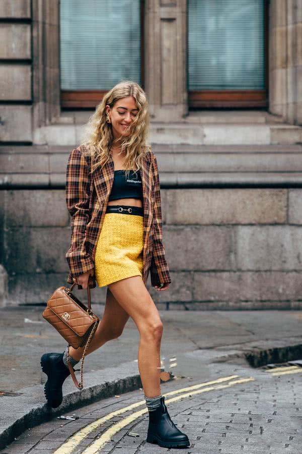 收起你的卫衣！今年秋冬流行这4件“上衣”，单穿内搭都好看