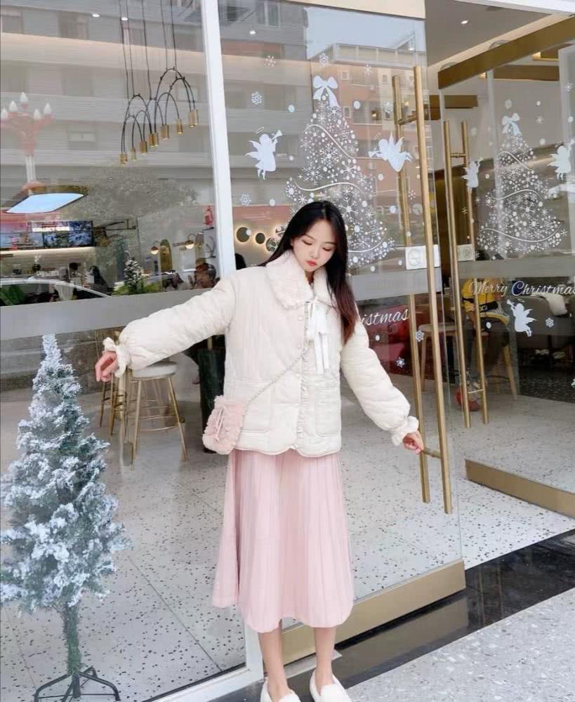 女生不需要买大牌，8套时髦又实用的基本款，保暖显贵又有范儿！