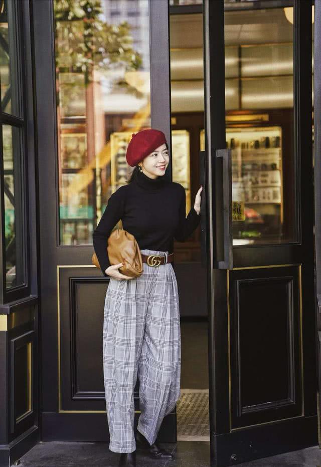 什么年龄的女生都可以，把2020年的“新年色”穿上身，显瘦又高级