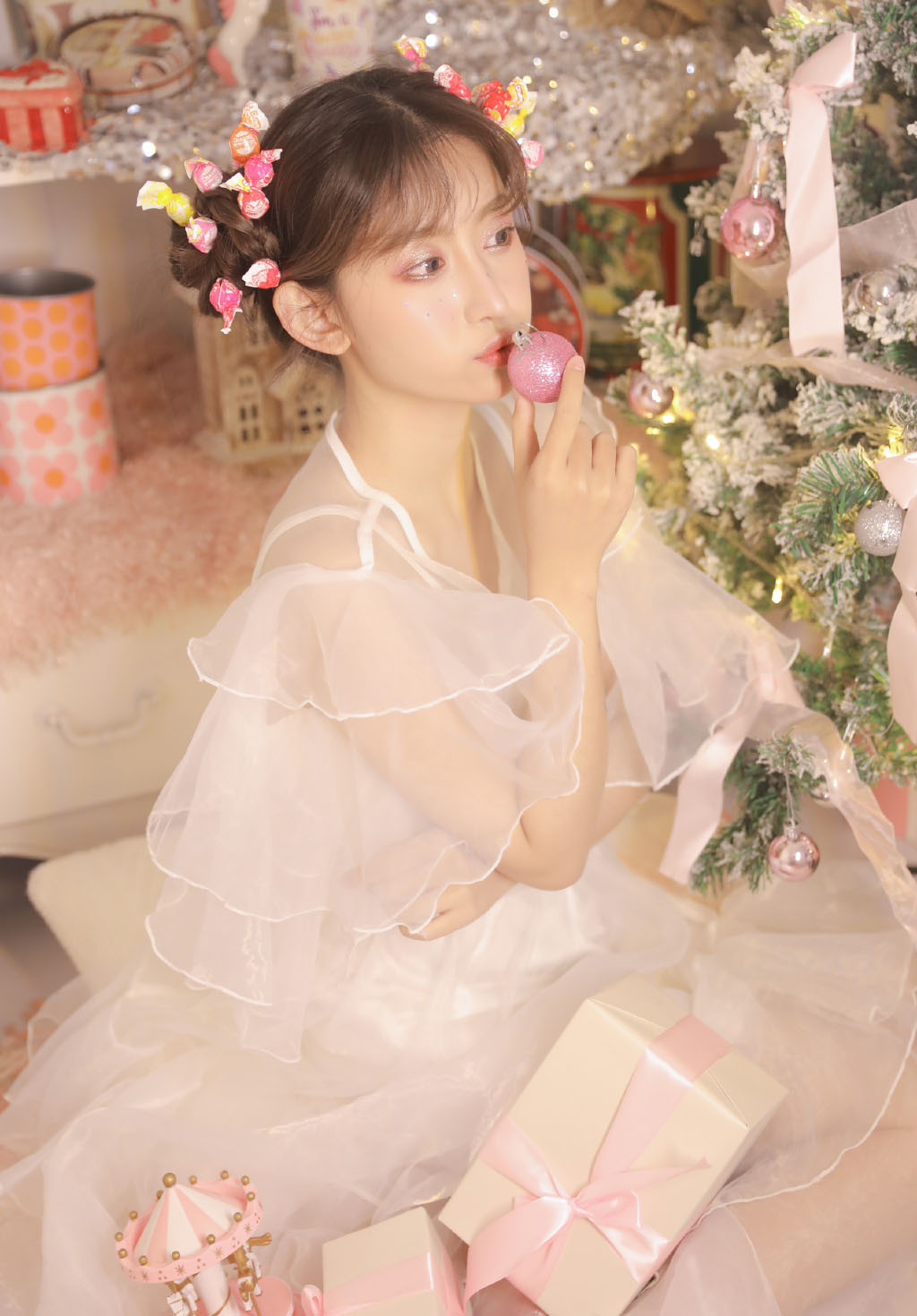 圣诞节美女诱人蕾丝美女图片写真