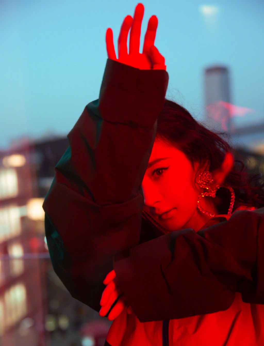 美女杨幂穿adidas服饰拍时尚潮流写真图片