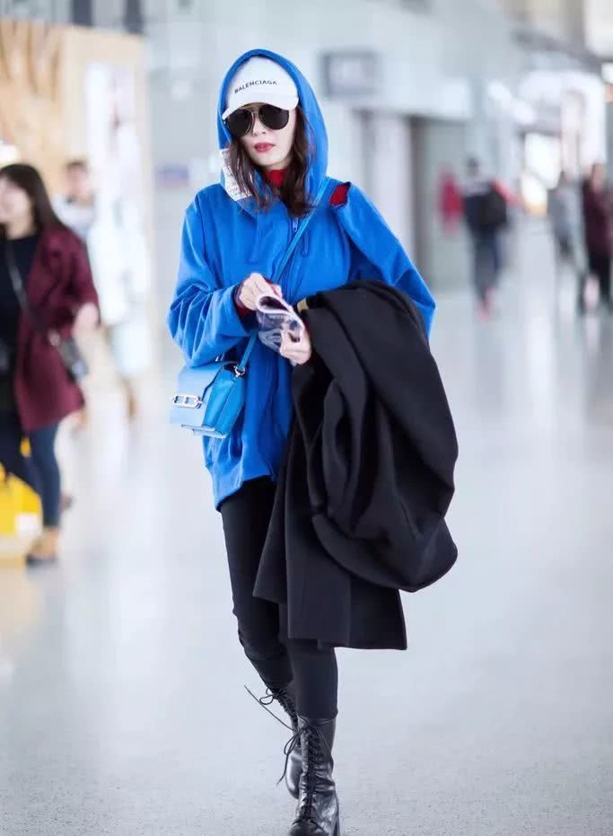 秋冬穿什么颜色的衣服最显白?你知道吗?