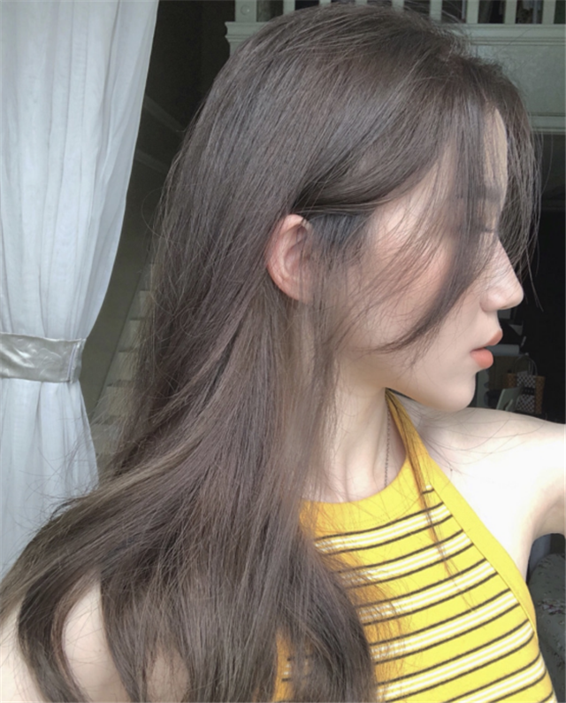 今年流行这4种发色,时髦减龄还显白