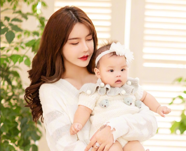 韩安冉宣布离婚后,小猪发文承认自己出轨,态度让人心酸