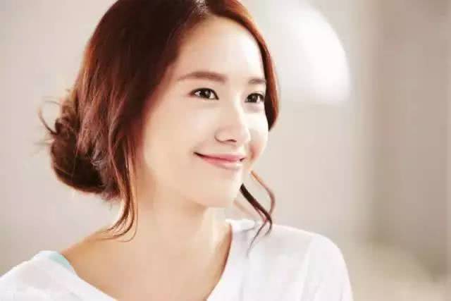 丸子头已经不够潮了,现在流行“哈比丸”头