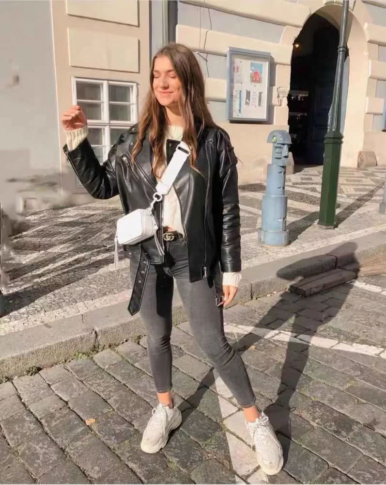 微胖女生怎么穿搭衣好看?冬天这样穿让你看起来瘦了十斤!