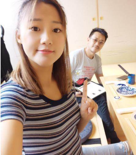 48岁王学兵近照:两段婚姻皆净身出户,今娶小15岁主播超幸福