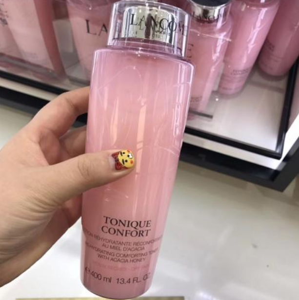 长相平平无奇的女生如何成为“女神”?除了自信,请坚持这3点