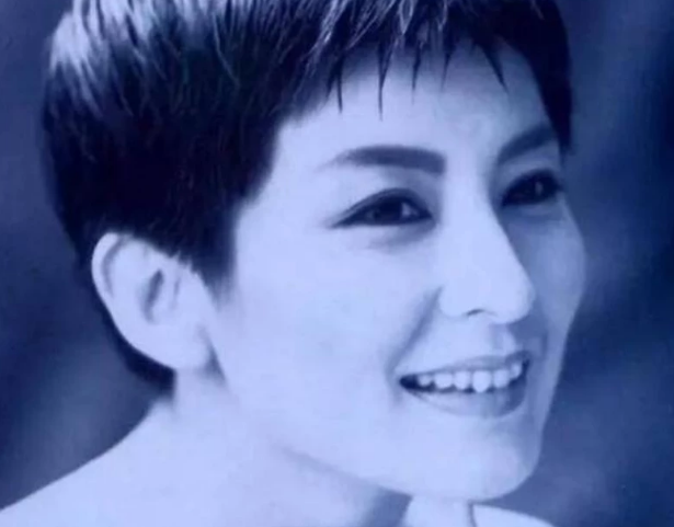 她是李宗盛一生的牵挂，却因母亲孤独一生，让人惋惜