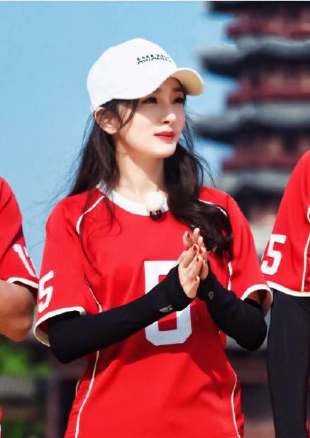 为何杨幂从不说刘恺威坏话？公公刘丹做法获大赞！网友：原来如此