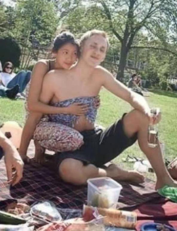 TVB“发电机”与绯闻男友外出被拍慌乱用手机遮脸 6年传14次绯闻