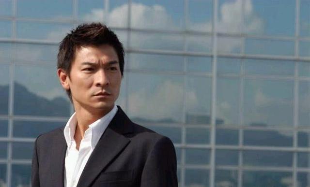 除了谢霆锋,刘德华也能驾驭所有发型,最后一张容易让人上瘾