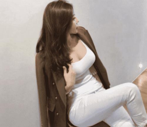 相差17岁的母子恋被很多人不看好,如今呢?人家幸福着呢