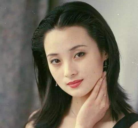 他47岁因病，带着遗憾去世，深爱蒋勤勤5年，最终输给了陈建斌