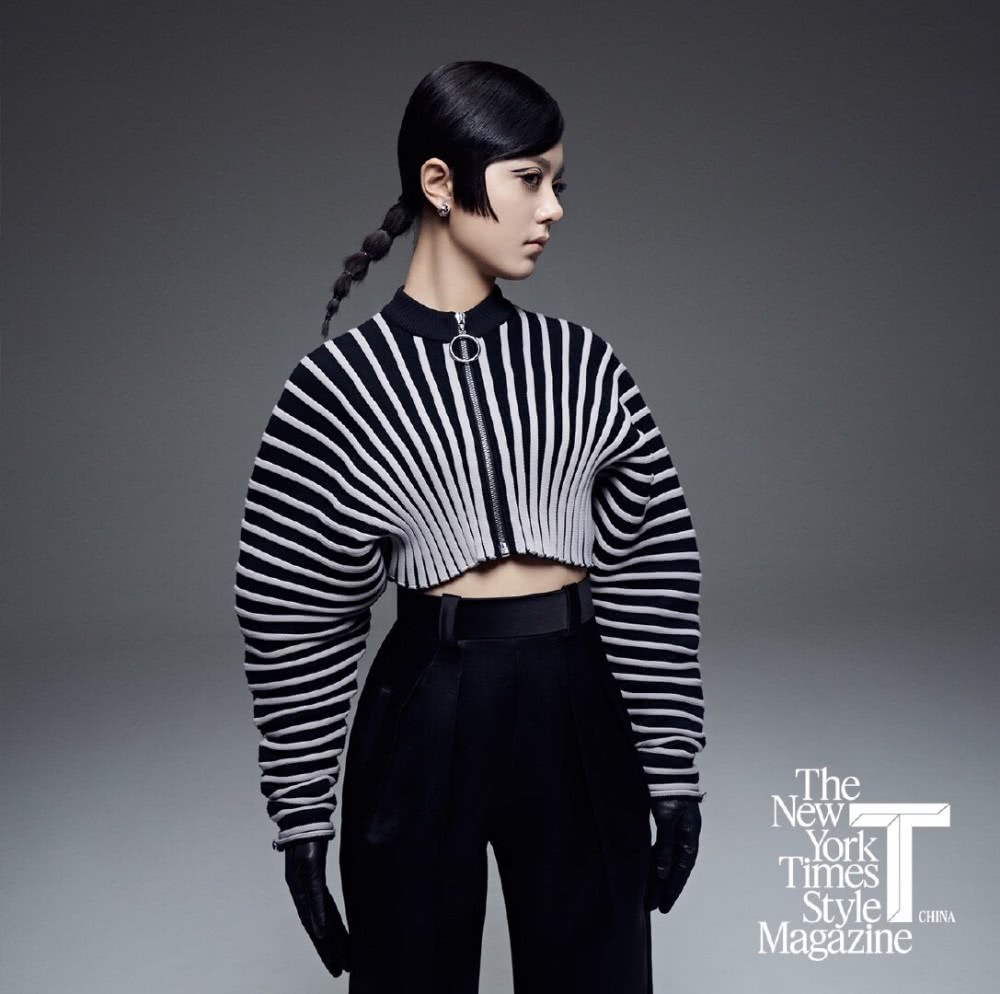 清纯妹妹赵今麦挑战暗黑风,两条黑粗眼线画出了眼窝