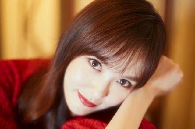 这四位女星都已身家过亿,每位都想娶回家,可惜后两位嫁人了