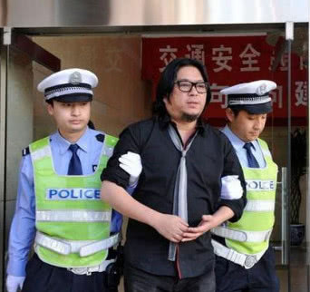 被警察带走的5大明星:古天乐最悲壮,黄海波受网友期待回归荧屏