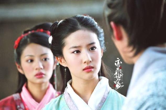 娱乐圈被导演骂过明星有谁,胡歌 杨幂 郑爽上榜,你最喜欢哪位?