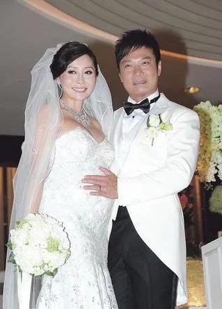 香港“七魔女”再聚会,同为TVB女演员,如今境遇大不相同