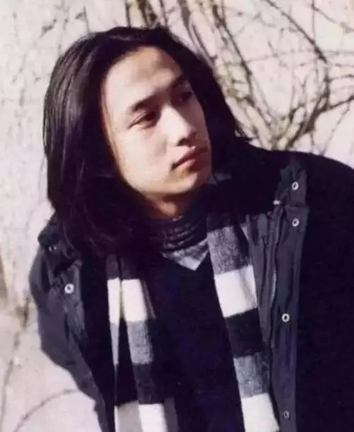 20位男星的18岁,黄磊貌若潘安却落榜,徐峥读上戏时头发还在