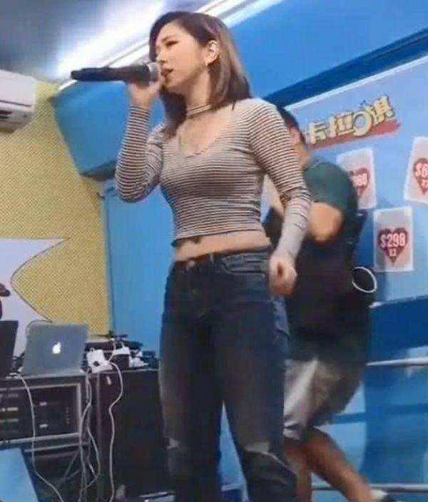 邓紫棋走红之前长啥样？当看到照片那刻，这才是男人喜欢的那款