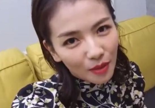 王珂再次欠下600万巨款,刘涛直言:我累了,网友:涛姐放弃吧!