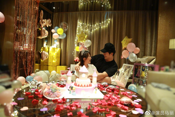 马丽官宣怀孕，和老公结婚两年半甜蜜爱情让人羡慕