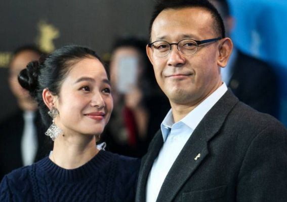 她曾是影后，因醉酒后的真情流露嫁大15岁导演，今41岁风韵犹存