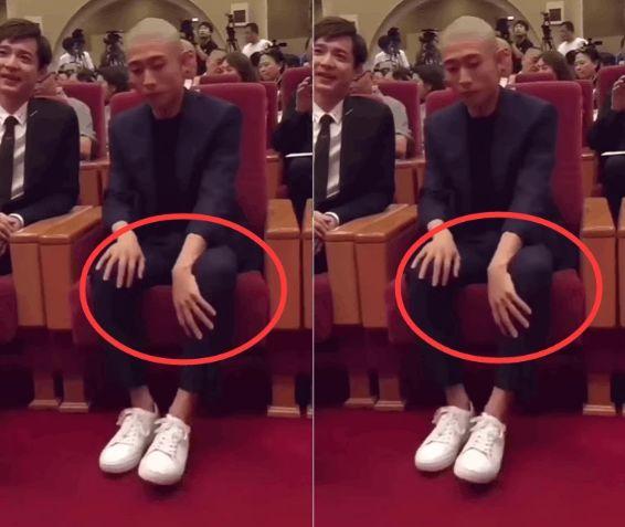 张一山的求生欲有多强？本想跷二郎腿，发现有镜头后反应太可爱