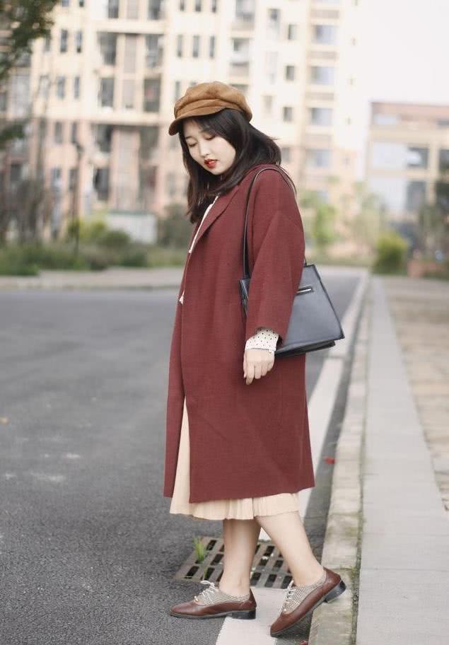 又矮又微胖怎么穿能显高显瘦？来看这位147CM博主的日常穿搭示范吧