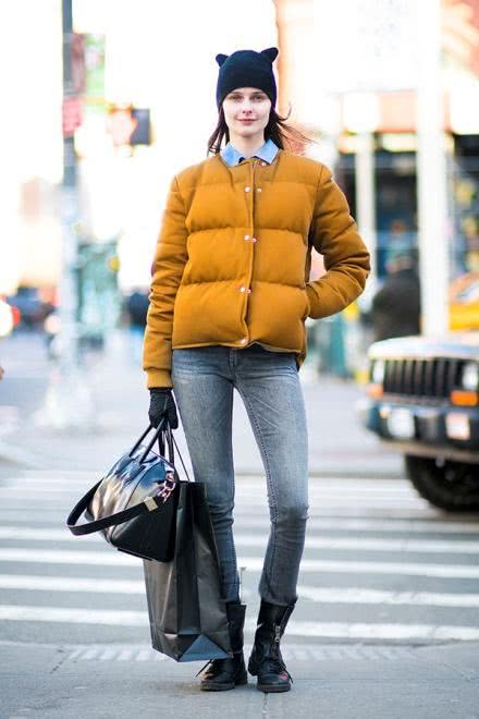 穿羽绒服今年流行这3双靴子,时髦显瘦还显高