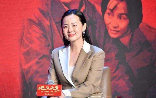 她陪伴陈道明8年,2亿身价不求名分,转头嫁给王菲初恋成赢家