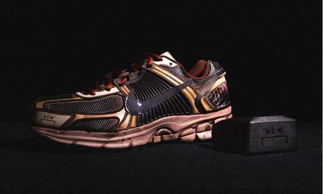 做旧潮鞋！看上去脏脏的它们也能爆火