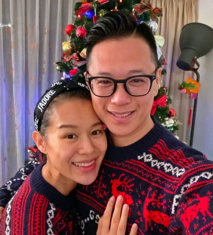 胡杏儿分享结婚四周年,谁留意到两个儿子?说是双胞胎都有人相信