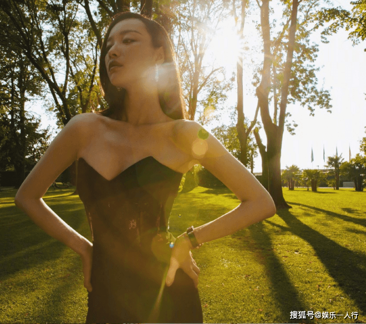 分手四年后,冯绍峰还是原来的冯绍峰,倪妮却不再是原来的倪妮了