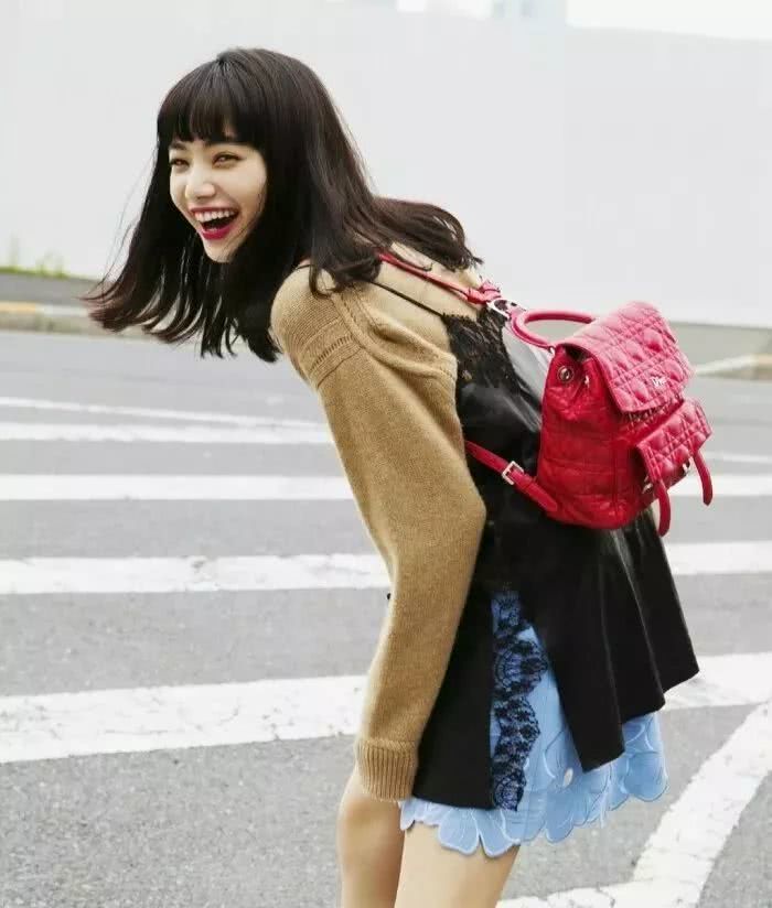 让JENNIE、允儿都迷恋的神仙发型，气质显脸小！谁剪谁好看！