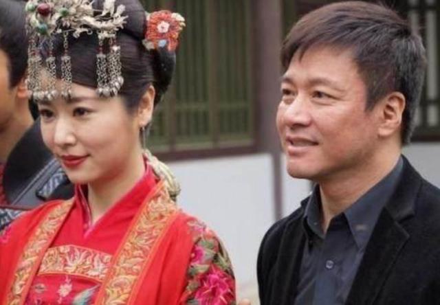 曾与林心如同居8年，因爱上女友闺蜜被分手，如今60岁落魄成这样